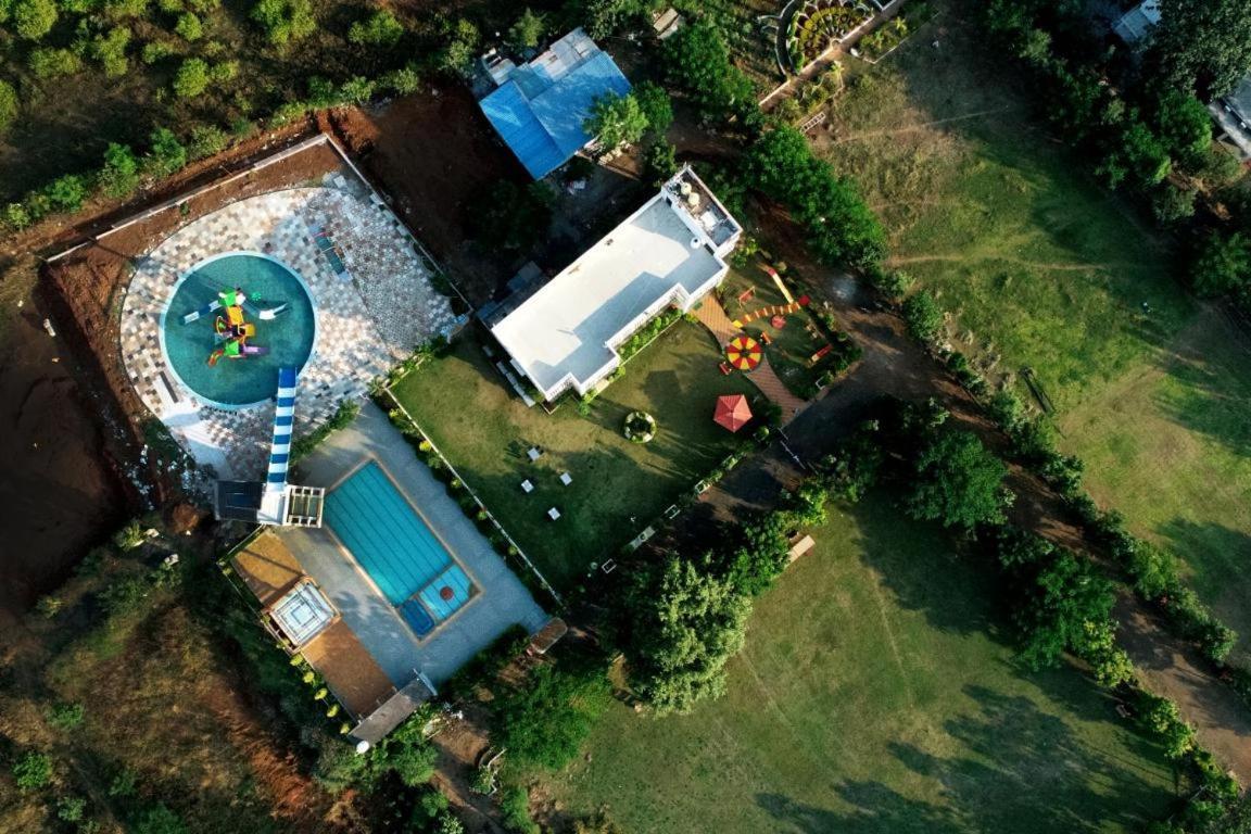 Nisarg Resort Jabalpur Buitenkant foto